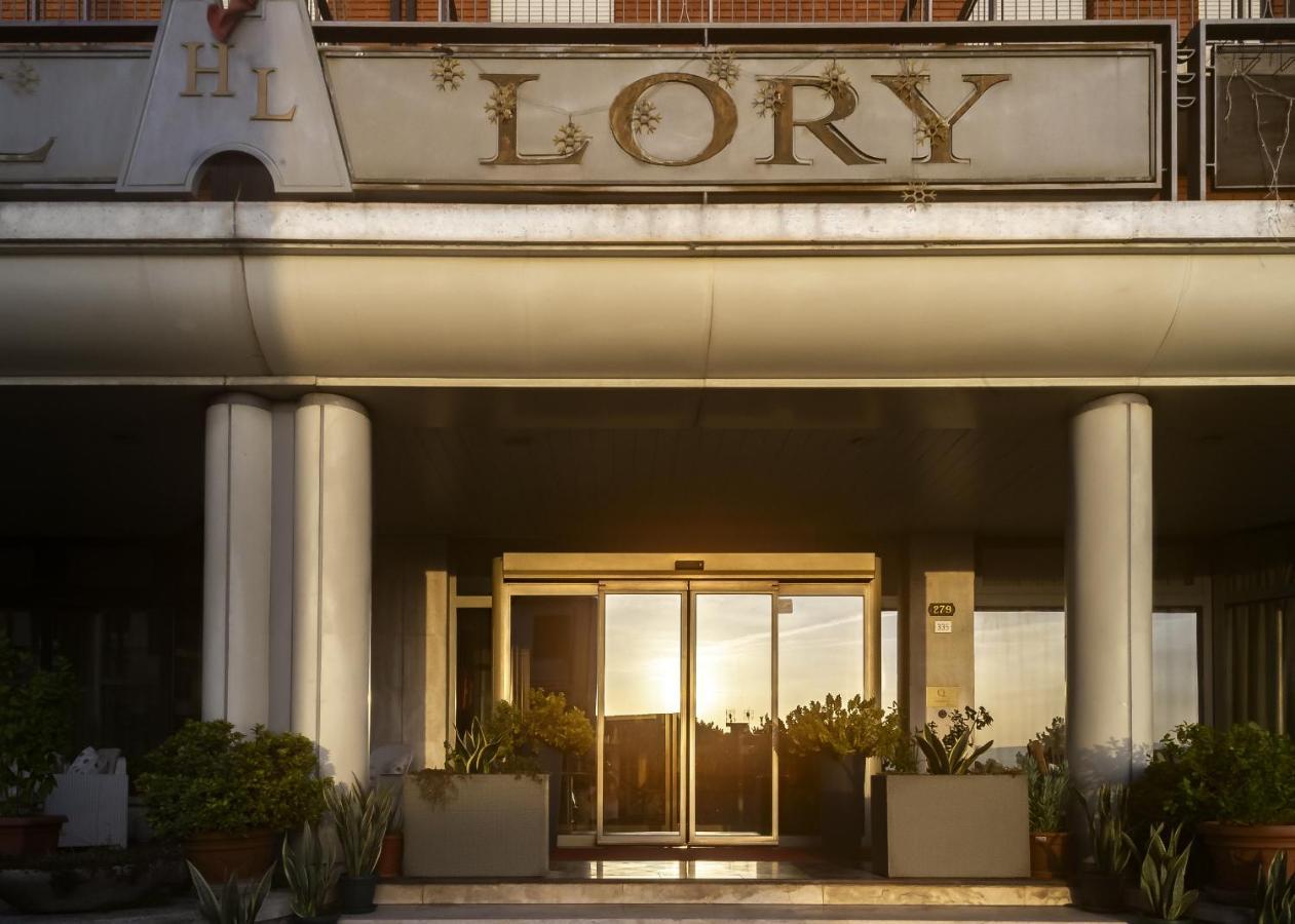 Hotel Lory & Ristorante Ferraro เชลาโน ภายนอก รูปภาพ