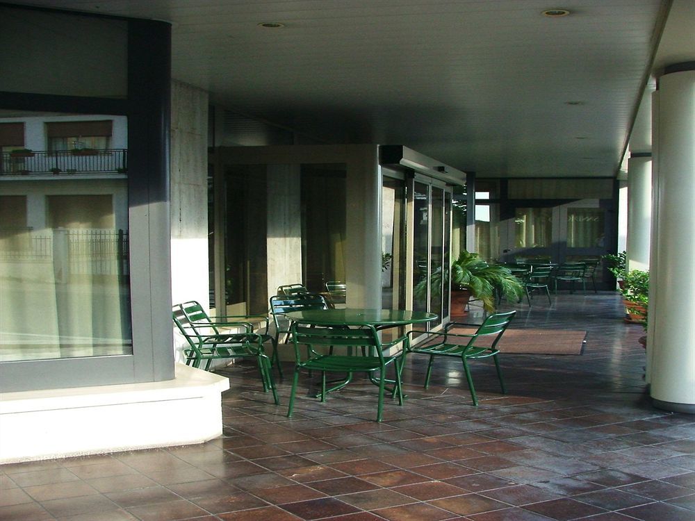 Hotel Lory & Ristorante Ferraro เชลาโน ภายนอก รูปภาพ